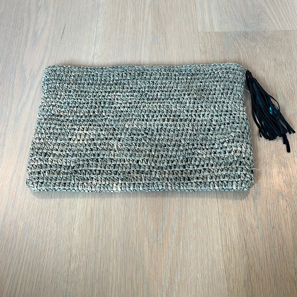 Handbags - Raffia clutch